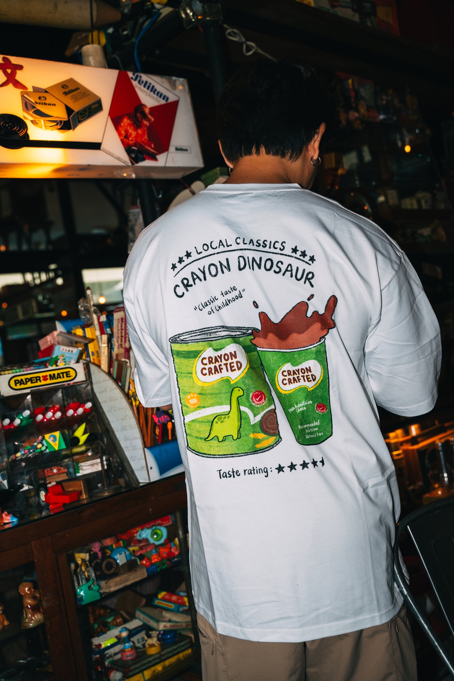 CRAYON DINOSAUR (WHITE T)