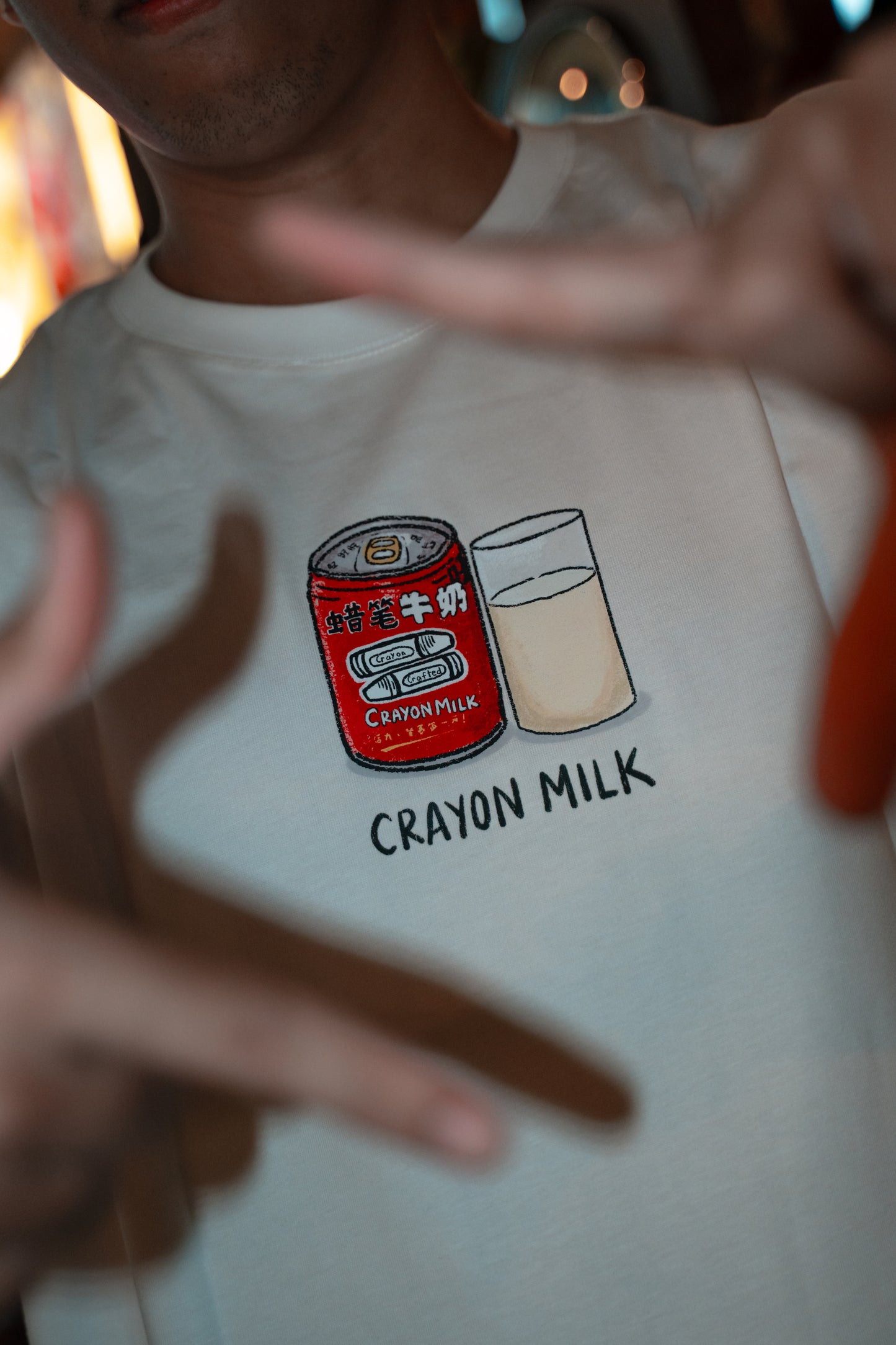 CRAYON MILK (WHITE T)